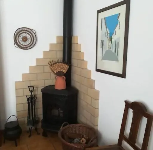 Spacious House In Sagres With Private Patio & Bbq Ferienhaus