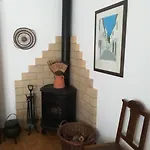 Spacious House In With Private Patio & Bbq بيت للعطل