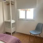 Spacious House In With Private Patio & Bbq