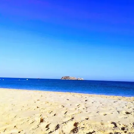 Spacious House In Sagres With Private Patio & Bbq Tatil Evi