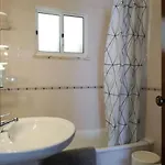 펜션 Spacious House In With Private Patio & Bbq 사그레스